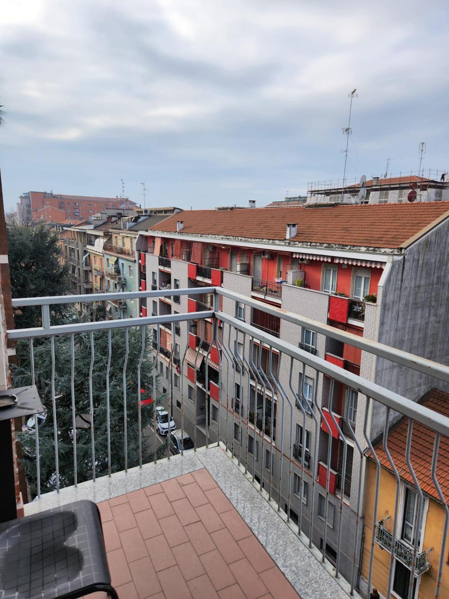 Guesthouse - Metro M1 Sesto Rondo Sesto San Giovanni Buitenkant foto