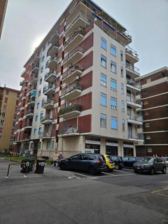 Guesthouse - Metro M1 Sesto Rondo Sesto San Giovanni Buitenkant foto